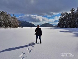 Melihat Danau Beku di Amerika Serikat
