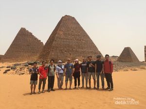 Melihat Langsung Piramida di Sudan