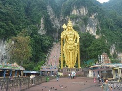 Melihat Patung Dewa Terbesar di Malaysia