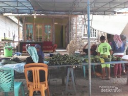 Melongok Persiapan Acara Tahlil Masyarakat Ternate