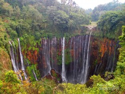 Menakjubkan! Air Terjun Tumpak Sewu, Niagara-nya Indonesia