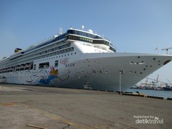 Menang dTraveler of The Year, Naik Kapal Pesiar Superstar Virgo