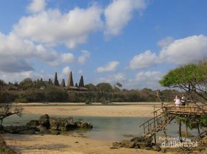 Mencari Surga di Sumba