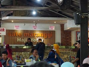Mencicipi Ikon Kuliner Purwakarta, Sate Maranggi