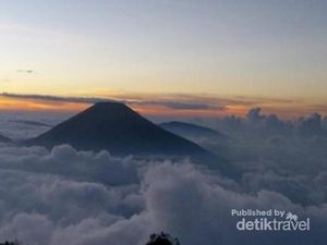Mendaki Gunung Cikuray saat New Normal