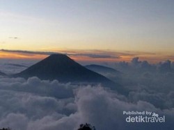 Mendaki Gunung Cikuray saat New Normal