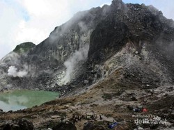 Mendaki Gunung Sibayak, Seru!