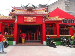 Menengok Boen Hay Bio, Kelenteng Cantik di Serpong