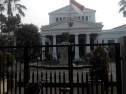 Menengok Koleksi Benda Kuno di Museum Nasional Jakarta