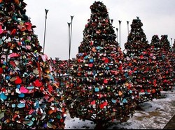 Mengabadikan Asmara Lewat Gembok Cinta di Seoul