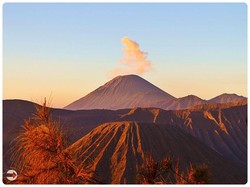 Mengabadikan Indahnya Bromo dalam Bidikan Lensa
