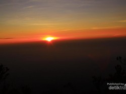 Mengejar Sunrise di Utara Yogyakarta