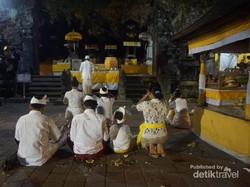 Mengenal Nyegara Gunung, Simbol Kesakralan Laut dan Gunung