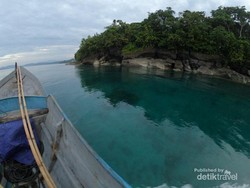 Mengikuti Perburuan Ikan Secara Tradisional di Laut Maluku