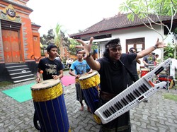 Mengintip Gladi Resik Pesta Adat Bau Nyale