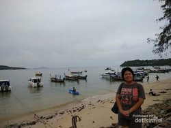 Mengintip Masyarakat Pantai Anti Mainstream di Phuket