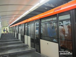 Menikmati Barcelona dari Puncak Montjuic