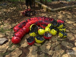 Menikmati Cahaya Surga di Goa Jomblang