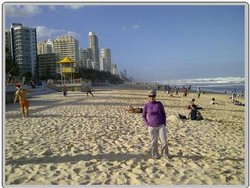 Menikmati Cantiknya Surfers Paradise di Gold Coast, Australia