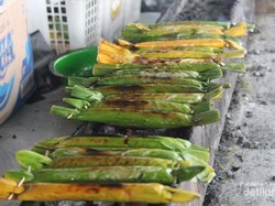 Menikmati Lezatnya Pulut Hijau di Aceh