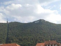 Menikmati Nuansa Klasik di Kota Tua Brasov, Rumania