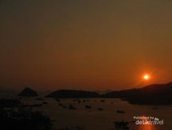 Menikmati Sunset & Kuliner di Kampung Ujung, Labuan Bajo