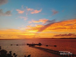 Menikmati Sunset di Kupang, Asyiknya dari Kafe Ini