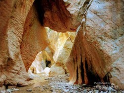 Menjelajah Gua Koa Bau di Timor Tengah Selatan