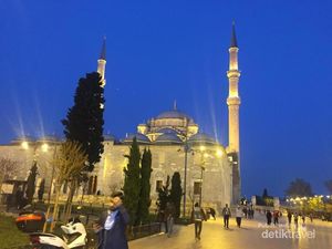 Menjelajahi Turki dengan Budget Mahasiswa