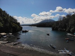 Menuju Perkampungan Nelayan Lewat Pintu Kota Kecil