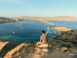 Menyambut Fajar di Gili Lawa