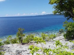 Menyepi Dari Keramaian di Togean, Sulteng