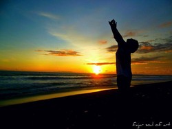 Menyibak Keindahan Pantai Goa Cemara, Yogya