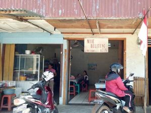 Mie Acin: Wisata Kuliner Enak Khas dari Belitung