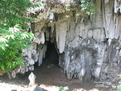 Misteri Gua Kalak di Kampung Halaman SBY