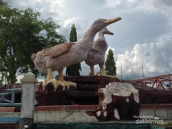 Monumen Bebek Alabio, Tugu Istimewa di Kota Amuntai