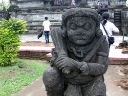 Mudik ke Blitar, Tak Pernah Bosan Ziarah ke Makam Soekarno