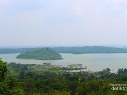 Mudik ke Cirebon, Coba Kuliner Lotek Bongko di Setu Patok