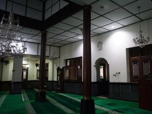 Mudik ke Yoyakarta, Main ke Masjid Perak Kotagede