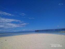 Murah dan Indah, Ini Pantai Favorit Warga Raja Ampat