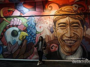 Mural di Solo Hanya Bisa Dilihat Di Malam Hari
