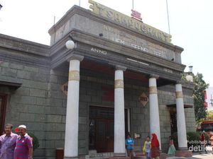 Museum Keren dan Gratis di Surabaya