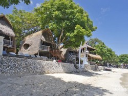 Mushroom Beach, yang Bikin Nge-fly di Nusa Lembongan