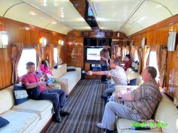 Naik Kereta Wisata Mewah dari Bandung ke Yogya