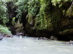 Naik Motor dari Semarang ke Green Canyon di Pangandaran, Asyik!