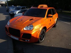 Naik Taksi Mewah di 4 Kota Ini