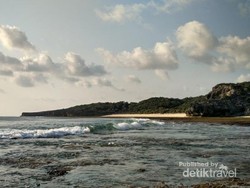 Nggak Rugi Liburan ke NTT, Banyak Pantai Keren!