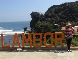 Nglambor, Pantai Cantik di Gunungkidul