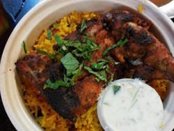 Nikmatnya Wisata Kuliner Porsi besar di Penang, Malaysia