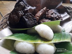 Nyobain Jadah Tempe di Kaliurang